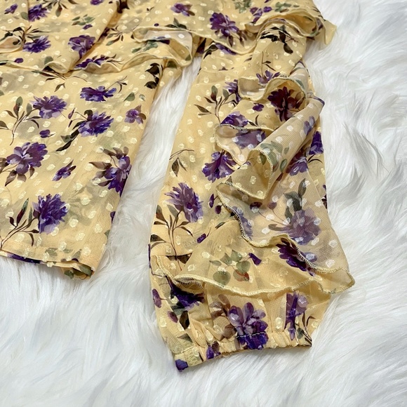 BNWT Easel "Rosie Pom Pom" Ruffle Detailed Chiffon Top - Picture 11 of 13